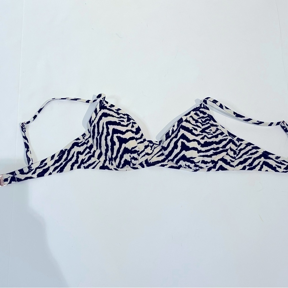 Shade and Shore Demi bikini top